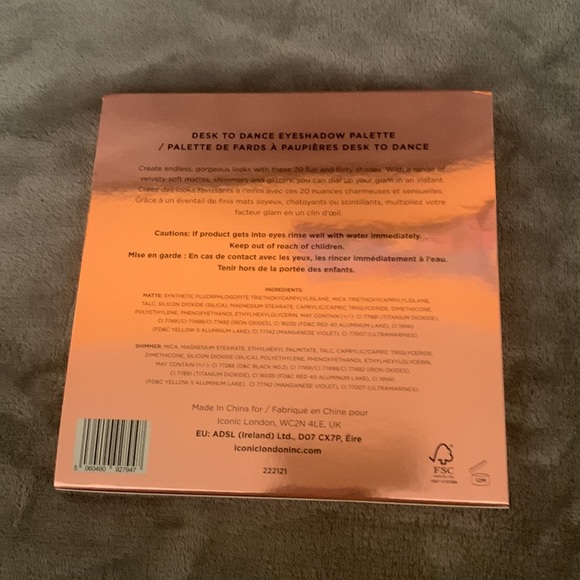 NWT 👁 Iconic London Desk to Dance Eyeshadow Palette - Picture 5 of 14